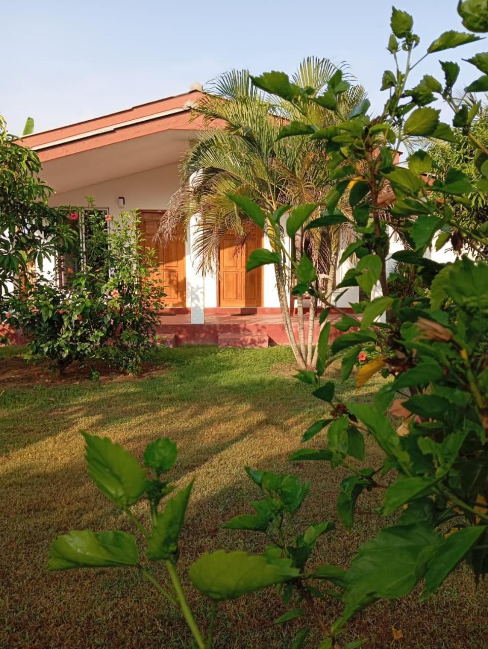 Jeys Place Nilaveli Esterno foto