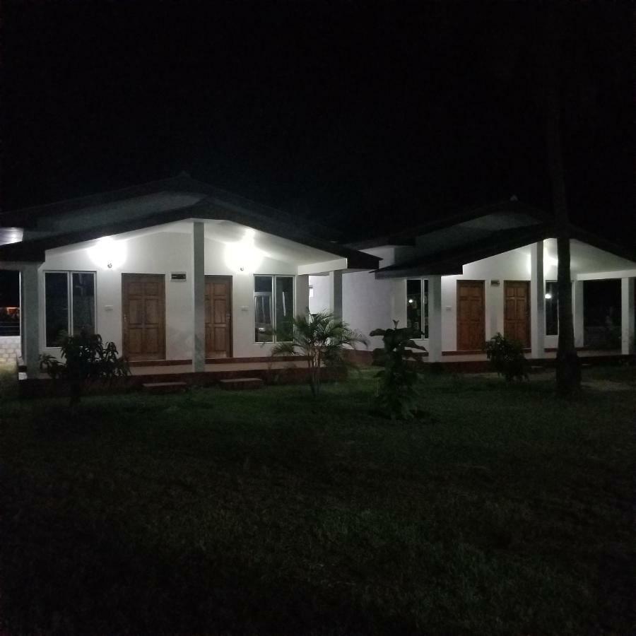 Jeys Place Nilaveli Esterno foto