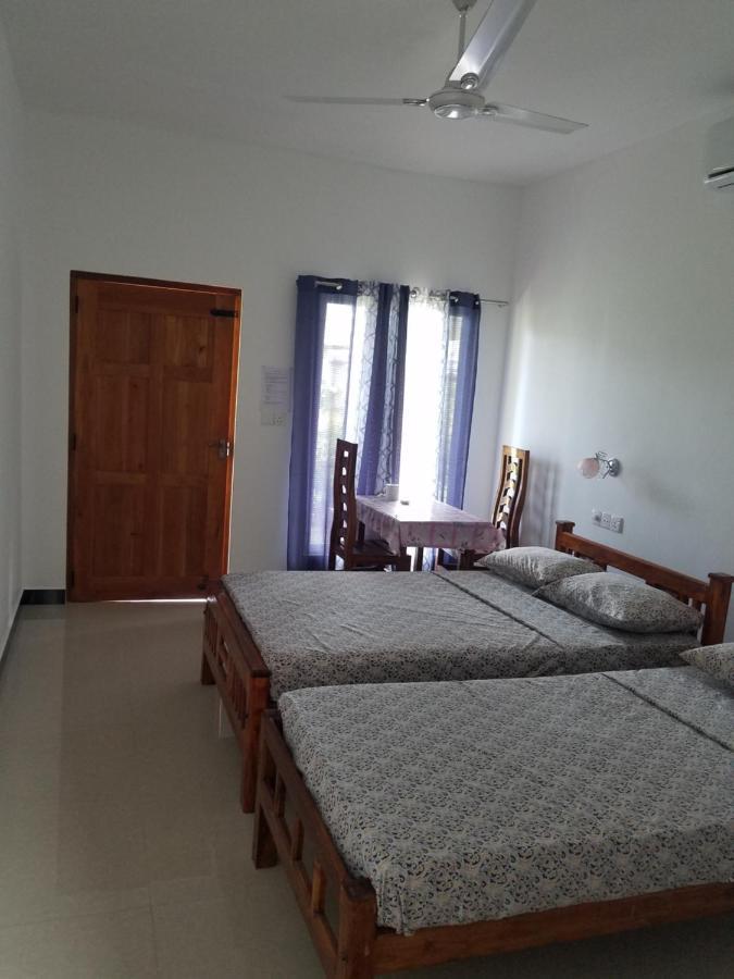 Jeys Place Nilaveli Esterno foto